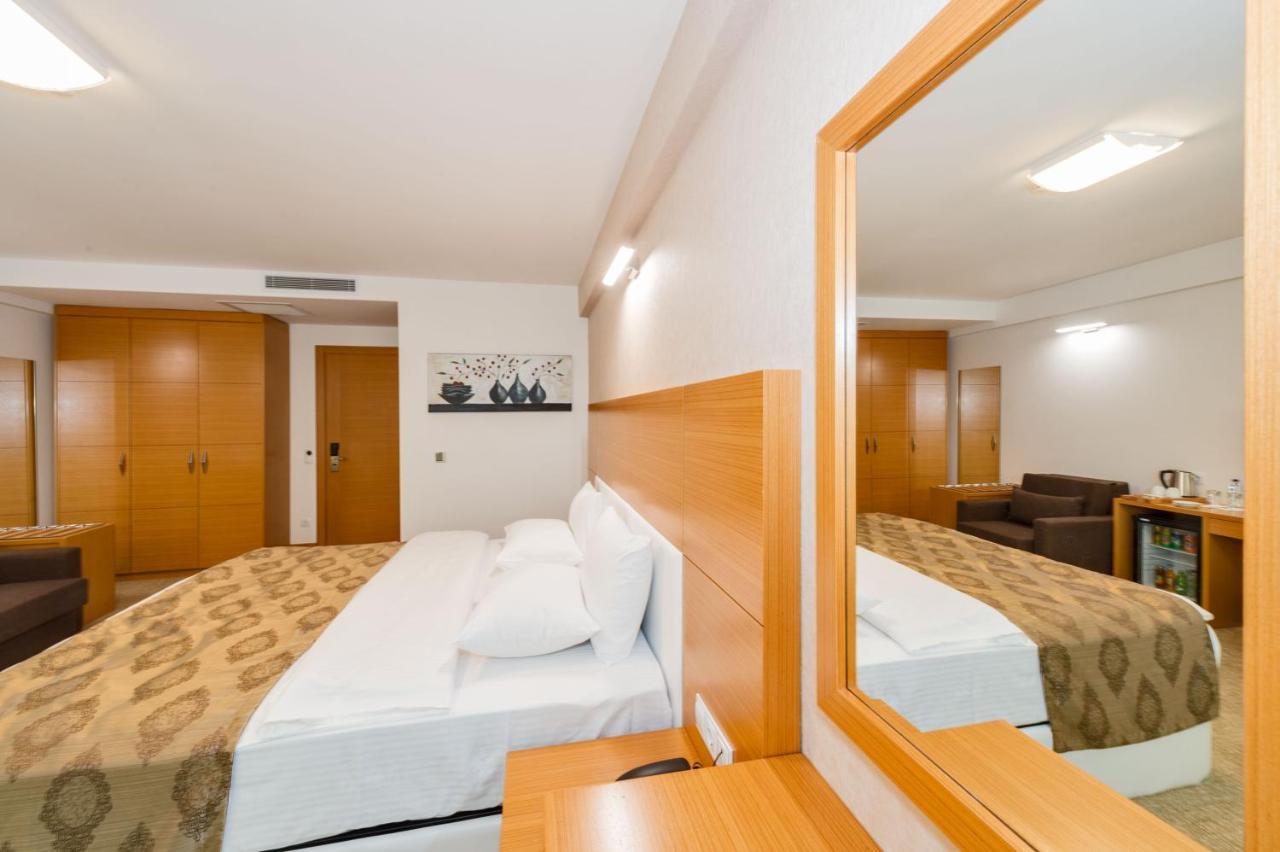 Mien W Suites Istanbul Exterior foto