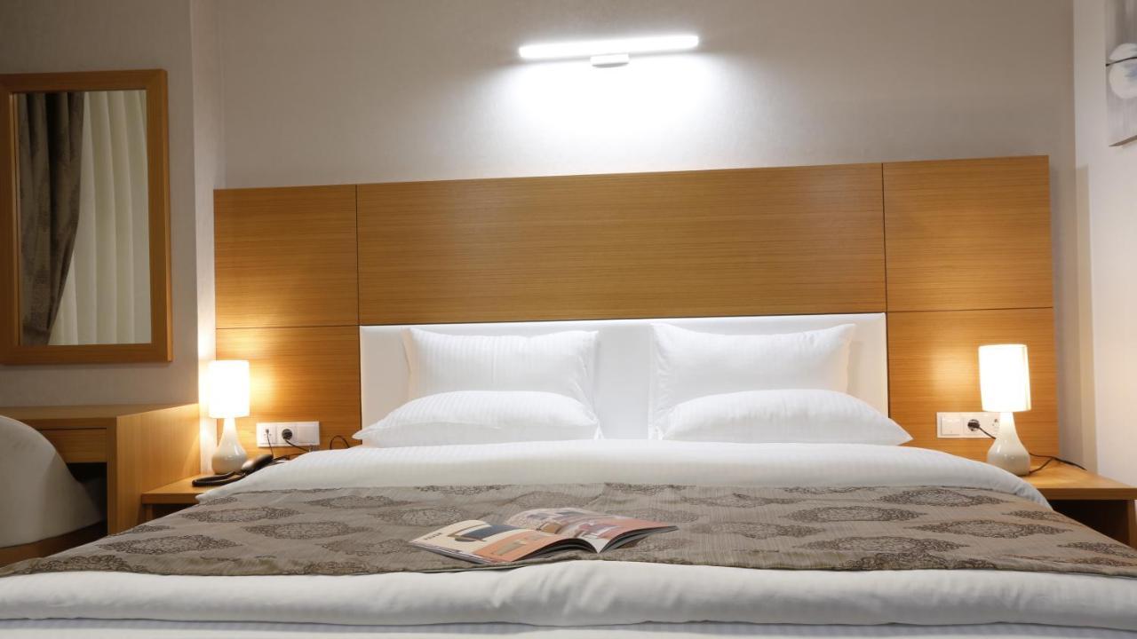 Mien W Suites Istanbul Exterior foto